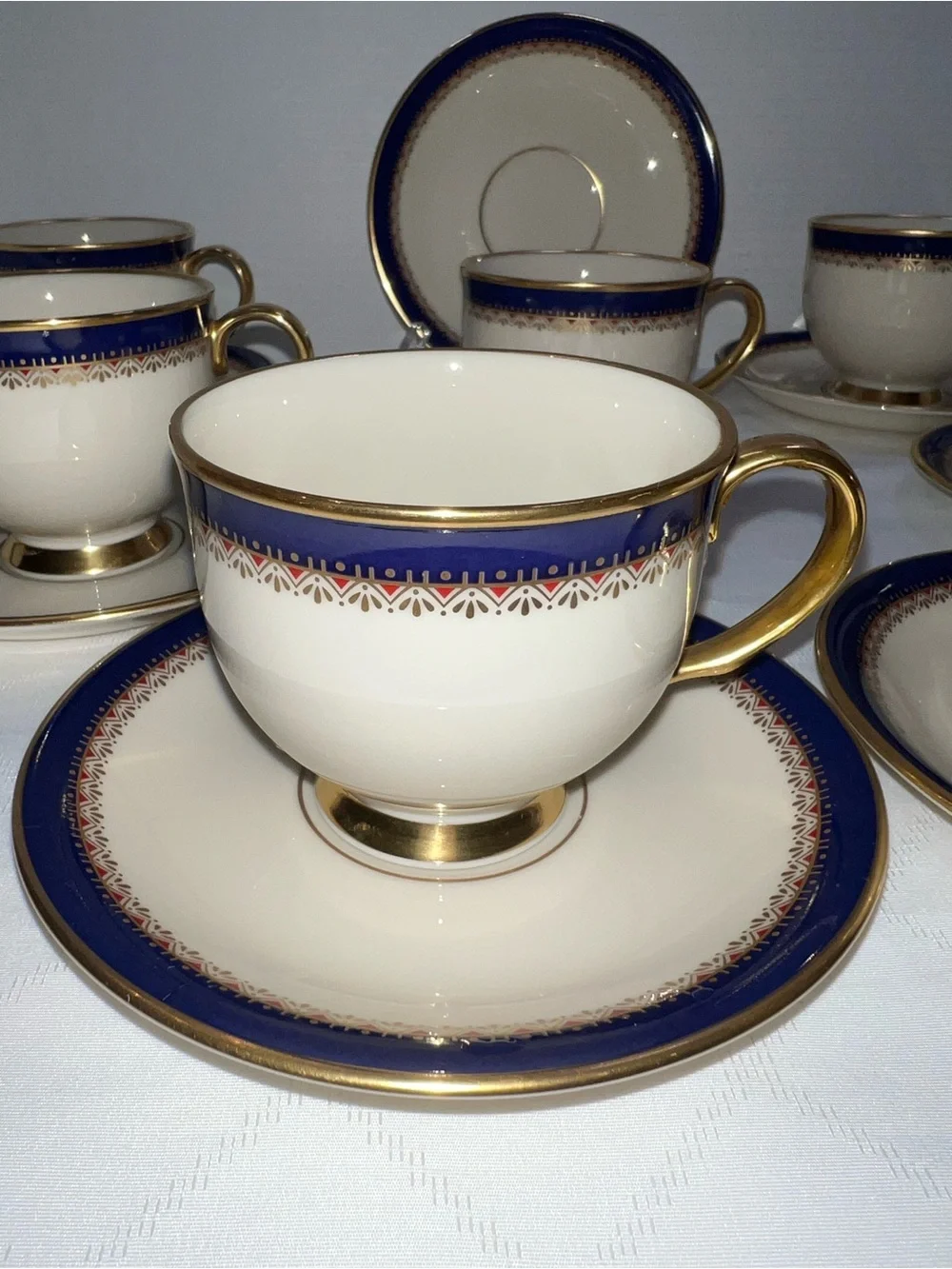 Lenox Presidential Collection Jefferson Footed Cup and Saucer 24K Gold Set of 7